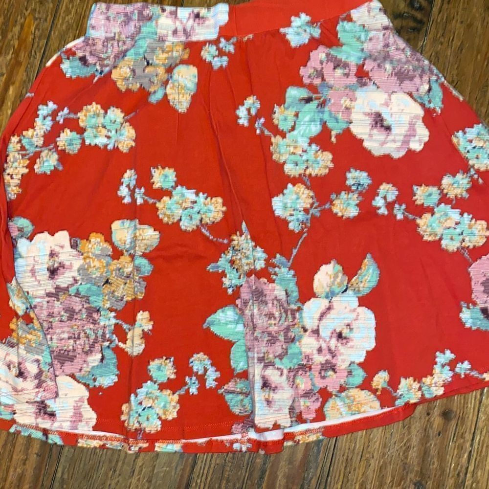 5/$10 patterned skirt  